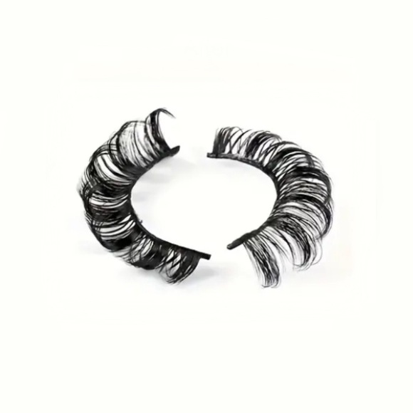 Wispy Mink Lashes - Picture 2 of 2